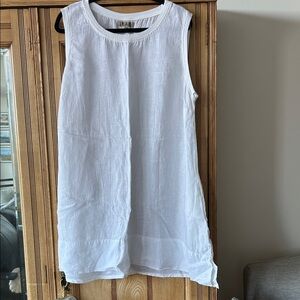 New without tags - Flax White Sleeveless Linen Tunic Top